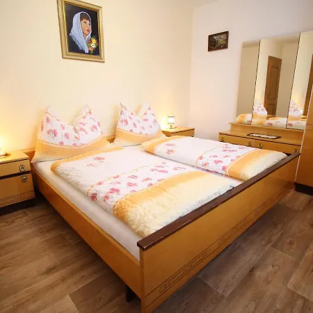 Apartment Chalet In Sankt Johann Near Ski Lift Wagrain