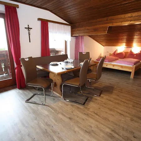 With A View Apartman Wagrain